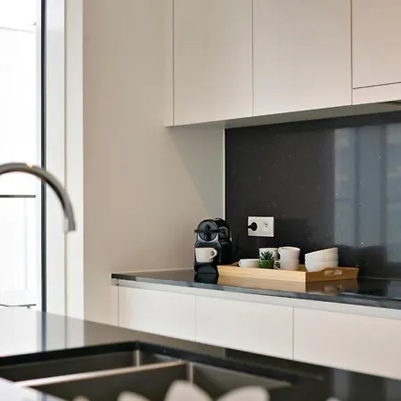 Apartament Huswell - Bright, Modern With Terrace Near