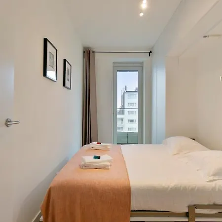 דירה Huswell - Bright, Modern With Terrace Near