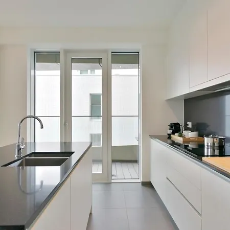 Huswell - Bright, Modern With Terrace Near